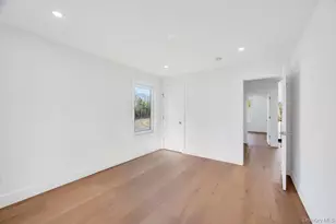 126 Rim Ln, Hicksville, NY 11801 - Photo 23