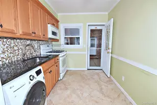75-16 197th St, Fresh Meadows, NY 11366 - Photo 3