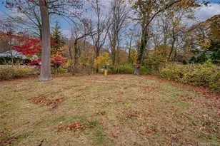 335 Landing Ave, Smithtown, NY 11787 - Photo 33