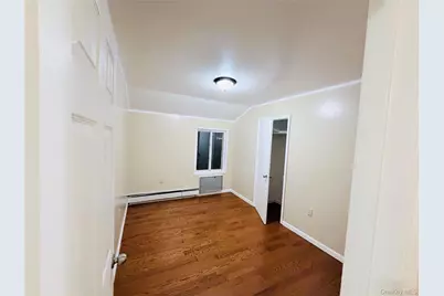 10739 165th Street #2nd flr, Jamaica, NY 11433 - Photo 9