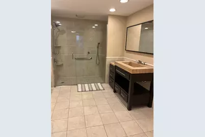 2 Bay Club Drive #8V, Bayside, NY 11360 - Photo 7