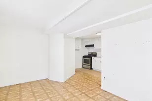 2924 Yates Ave, Bronx, NY 10469 - Photo 7