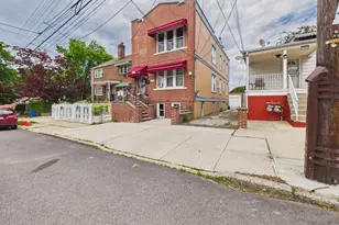 2924 Yates Ave, Bronx, NY 10469 - Photo 3