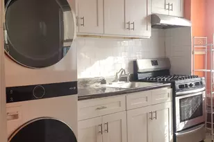 2924 Yates Ave, Bronx, NY 10469 - Photo 17