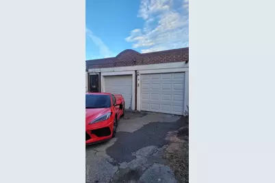 2924 Yates Avenue, Bronx, NY 10469 - Photo 3