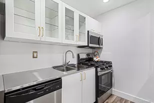 460 Old Town Rd, Port Jefferson Station, NY 11776 - Photo 7