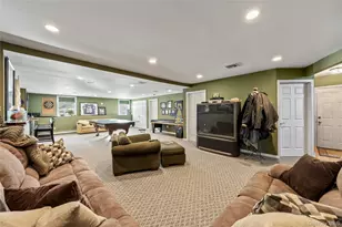 20 Mountain View Ave, Airmont, NY 10901 - Photo 29