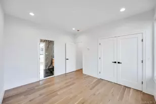 61 Stephen Dr, Plainview, NY 11803 - Photo 27