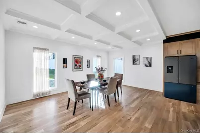 61 Stephen Drive, Plainview, NY 11803 - Photo 13