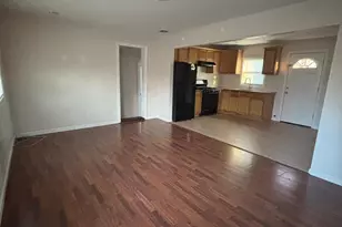 202 Clark St, Brentwood, NY 11717 - Photo 5