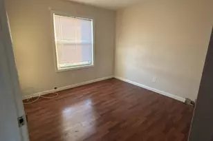 202 Clark St, Brentwood, NY 11717 - Photo 9