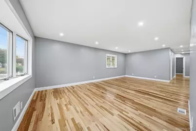 2489 Beltagh Avenue, Bellmore, NY 11710 - Photo 5