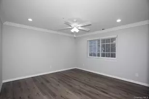 465 Lake Pointe Ct, Middle Island, NY 11953 - Photo 7