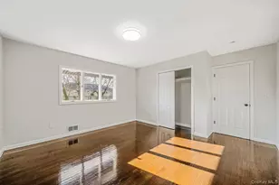 20 Bowling Ln, Deer Park, NY 11729 - Photo 17