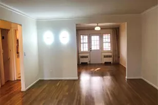 563 Albemarle Pl, Cedarhurst, NY 11516 - Photo 5