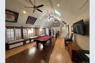 183 Tahlulah Lane, West Islip, NY 11795 - Photo 13