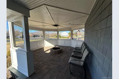 183 Tahlulah Lane, West Islip, NY 11795 - Photo 29