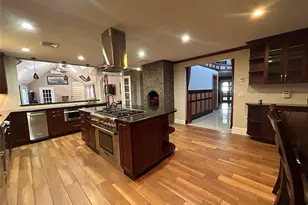 183 Tahlulah Ln, West Islip, NY 11795 - Photo 15