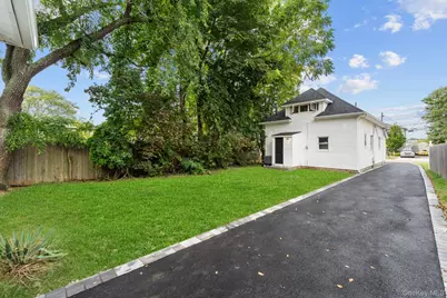15 E Hamilton Avenue, Massapequa, NY 11758 - Photo 5