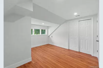 15 E Hamilton Avenue, Massapequa, NY 11758 - Photo 17