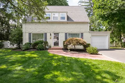 151 Milburn Lane, East Hills, NY 11577 - Photo 1