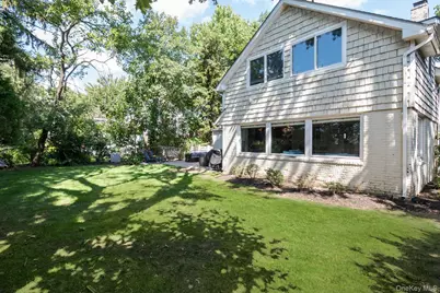 151 Milburn Lane, East Hills, NY 11577 - Photo 27