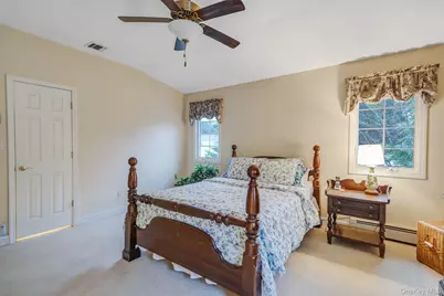 221 Thelma Avenue, Merrick, NY 11566 - Photo 31