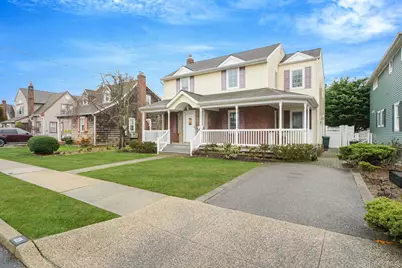 221 Thelma Avenue, Merrick, NY 11566 - Photo 3