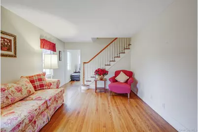 221 Thelma Avenue, Merrick, NY 11566 - Photo 15