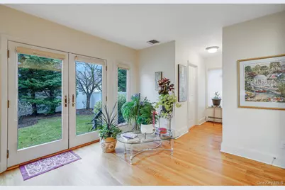 221 Thelma Avenue, Merrick, NY 11566 - Photo 13