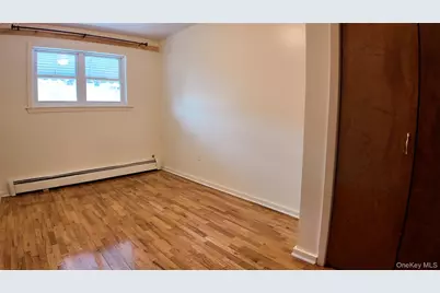 420 Screvin Avenue, Bronx, NY 10473 - Photo 11
