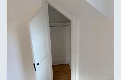 9 Center Street, Glen Cove, NY 11542 - Photo 19