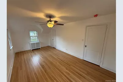 9 Center Street, Glen Cove, NY 11542 - Photo 21