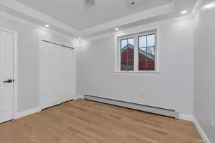 27-09 Utopia Pkwy, Flushing, NY 11358 - Photo 11