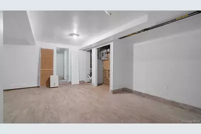 1823 Anthony Avenue, Bronx, NY 10457 - Photo 17