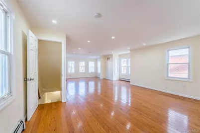 15424 13th Avenue, Whitestone, NY 11357 - Photo 9