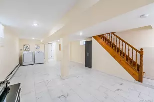 154-24 13th Ave, Whitestone, NY 11357 - Photo 19