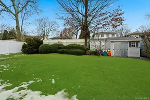 377 Deer Rd, Ronkonkoma, NY 11779 - Photo 29