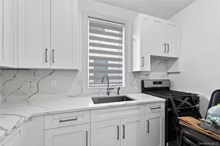 27 Ellish Pkwy, Spring Valley, NY 10977 - Photo 19