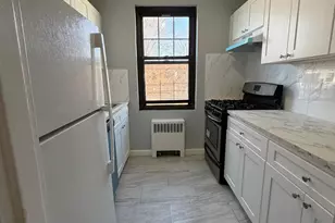 70-43 Park Dr East B, Kew Gardens, NY 11367 - Photo 5