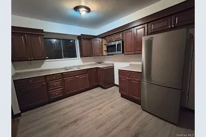 3315 Radcliff Avenue, Bronx, NY 10469 - Photo 5