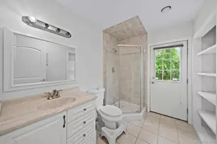 32 Wilder Rd, Monsey, NY 10952 - Photo 21