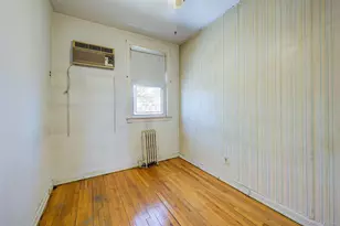 75-33 168th St, Fresh Meadows, NY 11366 - Photo 19