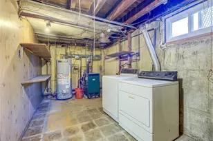 75-33 168th St, Fresh Meadows, NY 11366 - Photo 33