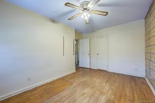 75-33 168th St, Fresh Meadows, NY 11366 - Photo 21