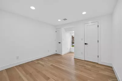 199 Salem Road, East Hills, NY 11577 - Photo 23