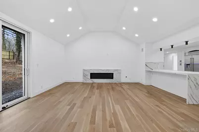 199 Salem Road, East Hills, NY 11577 - Photo 3