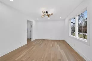 199 Salem Rd, East Hills, NY 11577 - Photo 15