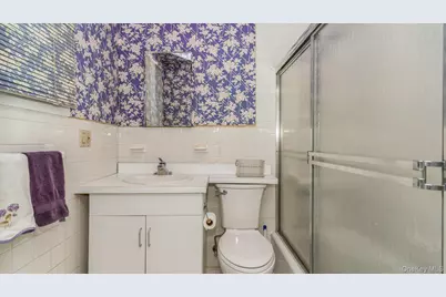 178 Wildacre Avenue, Lawrence, NY 11559 - Photo 37