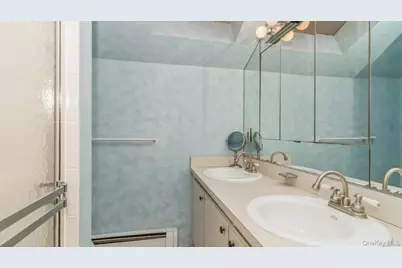 178 Wildacre Avenue, Lawrence, NY 11559 - Photo 41